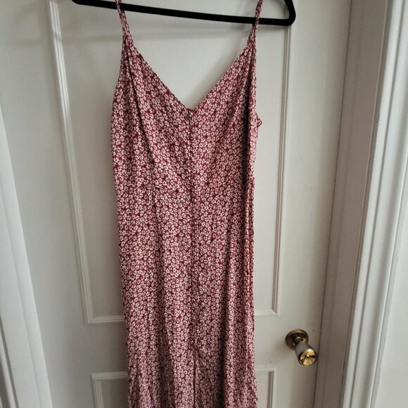 Abercrombie & Fitch Dresses & Skirts - Abercrombie & Fitch Pink Floral Maxi Dress